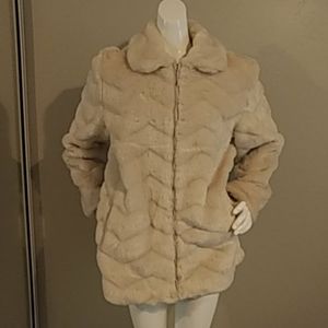 Faux fur ivory coat size XL